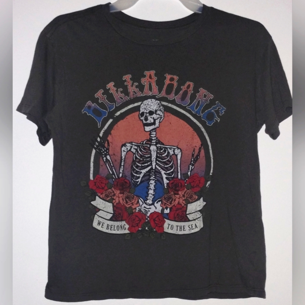 Billabong Skeleton & Roses Dark Gray Loose Fit  Tee Women's Size XS EUC